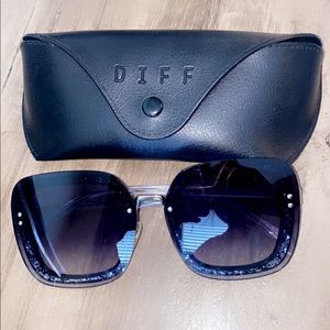 Diff Eyewear Gwen Oversized Sunglasses